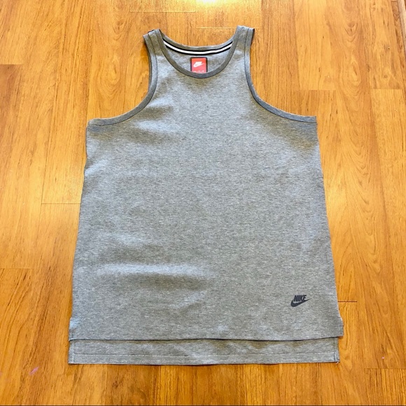 nike tech tank top